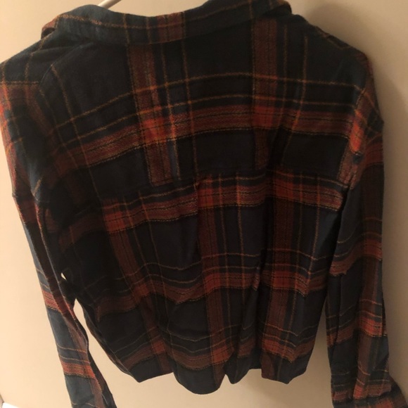 American Eagle Cropped Flannel with Soffe Shorts - Picture 3 of 9